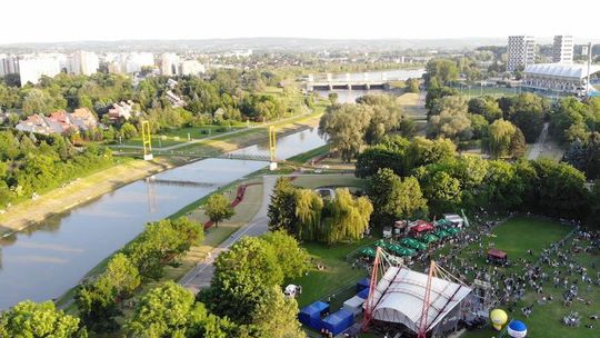 Akcja sprzątania brzegu Wisłoka w ramach Regge nad Wisłokiem