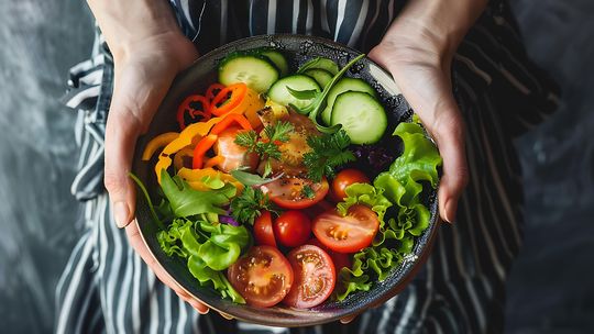 Catering dietetyczny – Jak zamówić i co wybrać, aby zachować zdrowie?