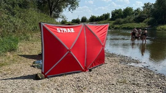 Dramat w Buszkowicach! Plażowicze wyciągnęli z Sanu ciało mężczyzny