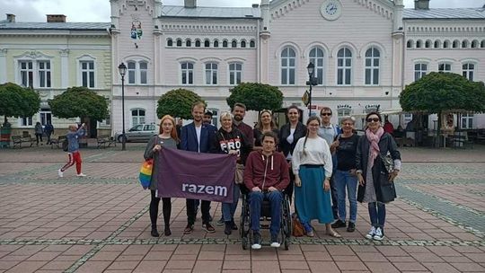 Działacze Razem na Podkarpaciu prezentują rozwiązania dla kredytobiorców