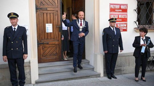 Efektowne zaprzysiężenie Konrada Fijołka na prezydenta Rzeszowa