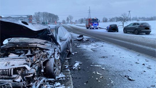 Groźny wypadek w Sędziszowie Małopolskim na drodze krajowej 94 [ZDJĘCIA]