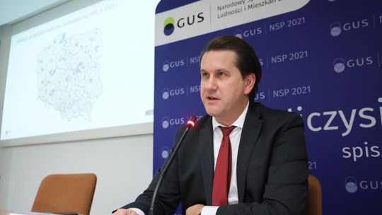 GUS: prawie pół miliona Polaków mniej niż 10 lat temu