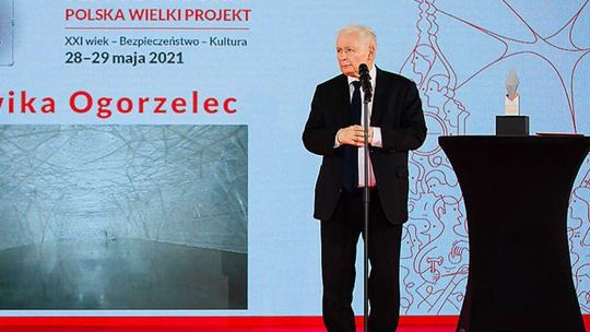 Jarosław Kaczyński przyjeżdża do Rzeszowa. Wesprze Ewę Leniart?