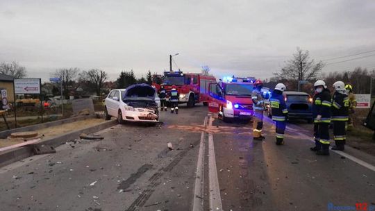 Jasionka. Trzy osoby poszkodowane w wypadku, w tym dziecko!