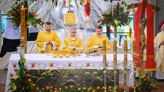 Jubileusz, który łączy. Biskup Wątroba dziękuje za 25 lat posługi