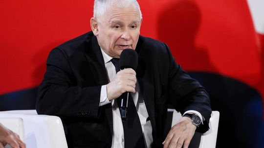 Kaczyński o wyborach parlamentarnych: wybór między Polską samostanowienia a uległości