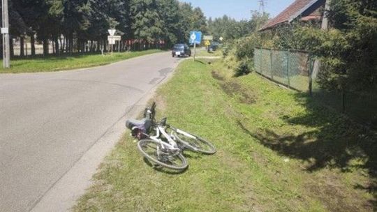 Kierująca "osobówką" potrąciła matkę z dzieckiem na rowerze