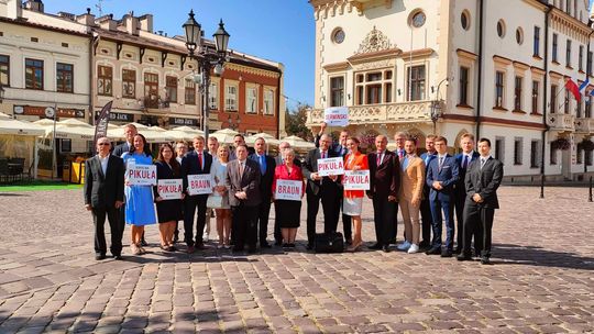 Konfederacja zaprezentowała swych kandydatów na Podkarpaciu