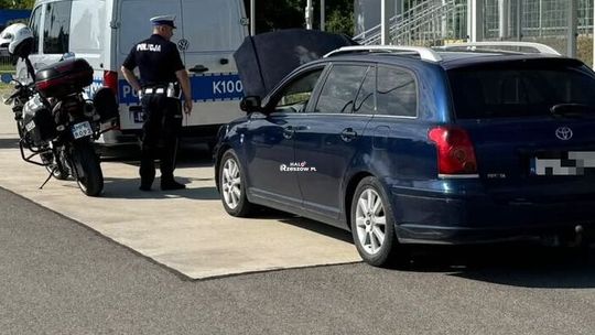 Koniec z czarnym dymem i rykiem silników! Policja w Rzeszowie wzięła pod lupę „trucicieli”