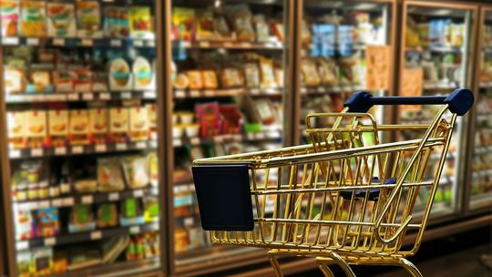 Koniec zerowego VAT-u na żywność: Ceny w górę od kwietnia