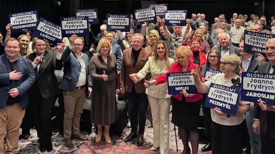 Konwencja Joanny Frydrych w Rzeszowie. Sienkiewicz: "Koalicja potrzebuje liderów, którzy jednoczą ludzi"