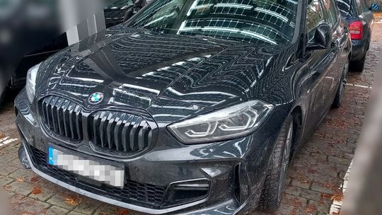 Luksusowe BMW z Hiszpanii odnalezione na parkingu w Rzeszowie