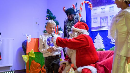 Mikołaj w Korniaktowie Południowym na zaproszenie stowarzyszenia Aktywni Razem
