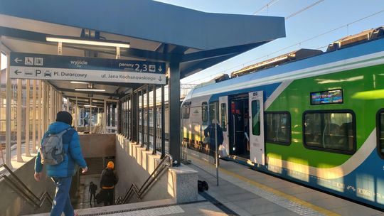 Mininster D. Klimczak: PKP Intercity dotrze do małych i średnich miast
