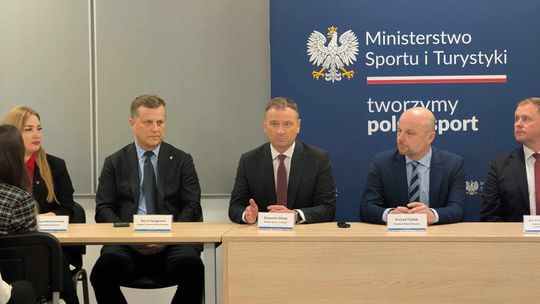 Minister Nitras w Rzeszowie: Przez lata zagłodziliśmy kluby sportowe