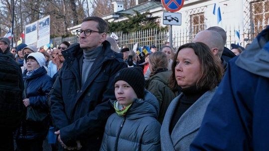 Morawiecki: kiedy pomagamy Ukraińcom, to walczymy o polską niepodległość