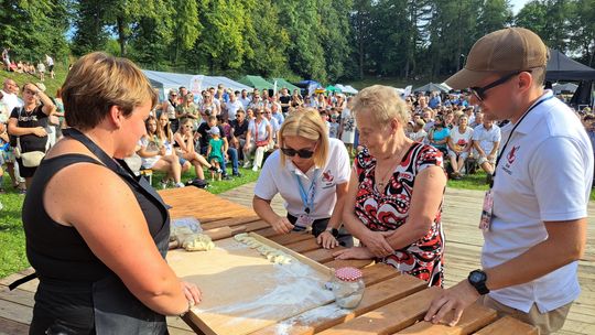 Pierogowy zawrót głowy w Tarnowcu podczas Festiwalu Smaków Regionalnych