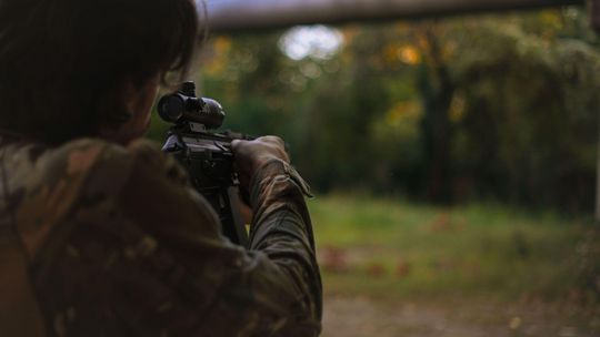 Pierwsze kroki w świecie airsoftu - jak wybrać idealne repliki asg