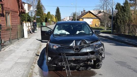 Pijany 44-latek spowodował kolizję. Chciał uniknąć odpowiedzialności