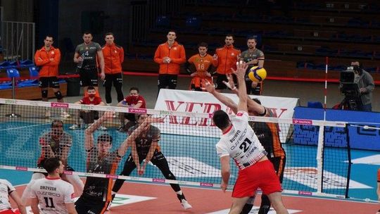 PlusLiga. Asseco Resovia w czterech setach ogrywa u siebie Cuprum Lubin