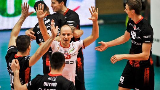 PlusLiga. Asseco Resovia wygrywa w siatkarskim el clasico z PGE Skra Bełchatów