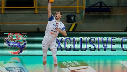 PlusLiga: Tine Urnaut dołączy do Asseco Resovii?