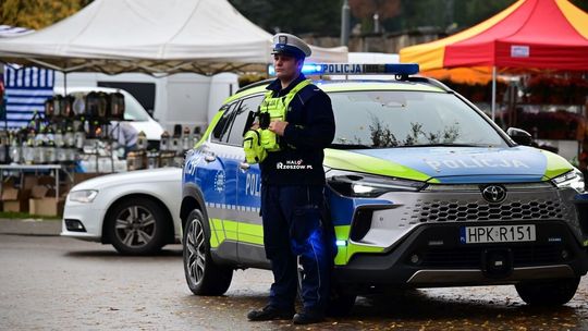 Policja rusza z akcją „Wszystkich Świętych”. Wzmocnione patrole, kontrole prędkości i zmiany w organizacji ruchu