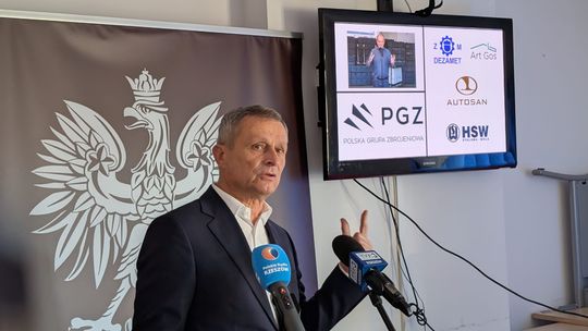 Poseł Zdzisław Gawlik spotka się z mieszkańcami Stalowej Woli Poseł Zdzisław Gawlik spotka się z mieszkańcami Stalowej Woli
