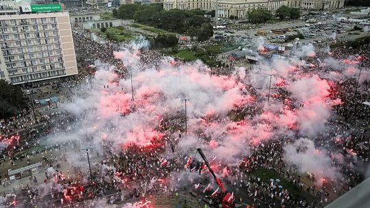 Prezydent Warszawy: W godzinę "W" zatrzymajmy się na minutę zadumy, a nie zadymy