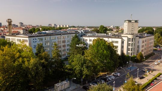 Procedury na papierze, przemęczeni lekarze. Negatywna ocena NIK dla szpitala klinicznego w Rzeszowie