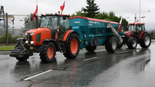 Protest rolników na ulicach Rzeszowa [FOTO]