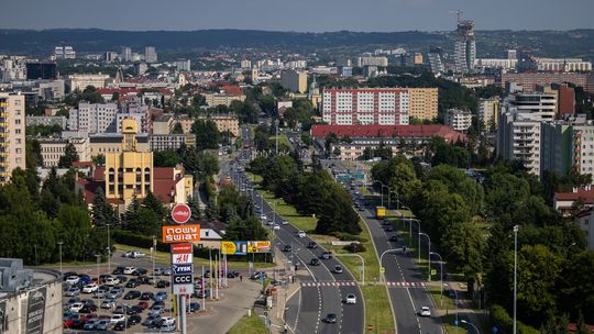 Ratusz chwali się blisko 2,5 mld zł budżetu na 2025 rok. Strojny: Sytuacja jest krytyczna