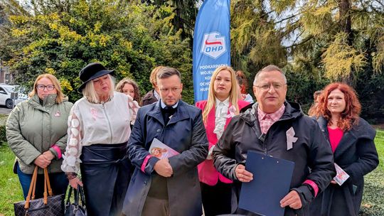 Różowy Październik. OHP w Rzeszowie przypomina o badaniach profilaktycznych raka piersi