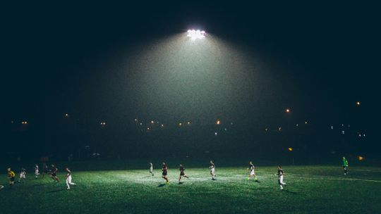 Rozwój zakładów sportowych w Rzeszowie pod wpływem lokalnych klubów piłkarskich