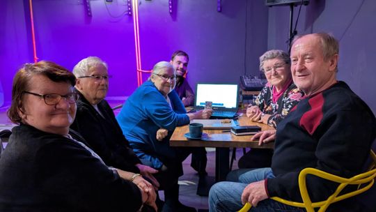 Rusza nowa edycja projektu „Łapacz wspomnień”. Seniorzy z Rzeszowa nauczą się tworzyć podcasty