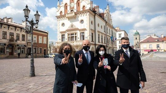 Rzeszów. Fijołek otrzymuje wsparcie rodziny samorządowej