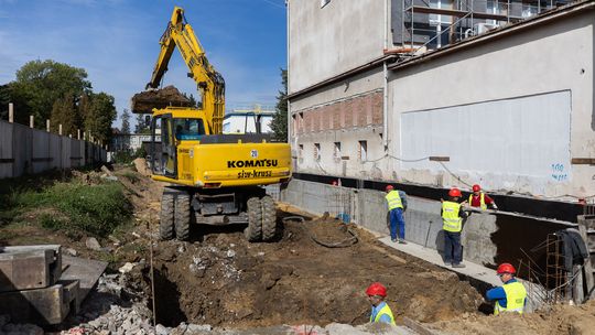 Rzeszów. Trwa rozbudowa Zespołu Szkół Elektronicznych