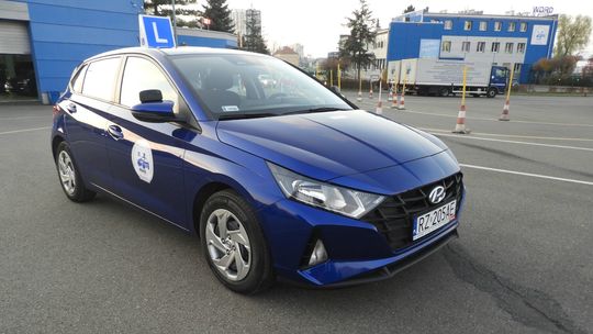 Rzeszowski WORD zmienia flotę. Na stole Hyundai i Toyota. Którą markę wybrano?