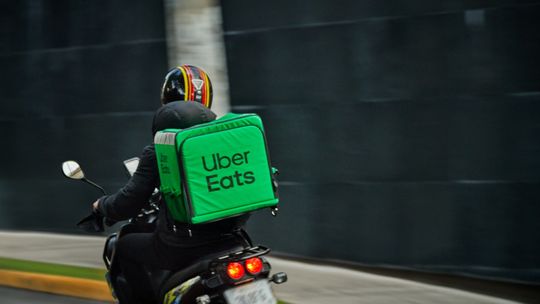 Siódme urodziny Uber Eats. Co najchętniej jedliśmy w podkarpackim?