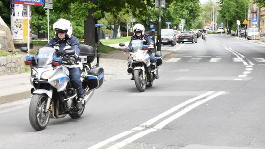 Szaleńcza jazda motocyklistów w Rzeszowie. Stracili prawo jazdy