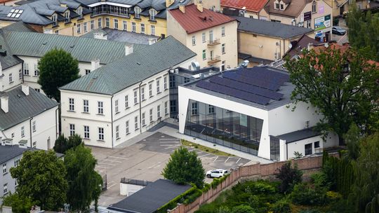 Szkoły z XXI wieku. Rzeszów wydał miliony na rozbudowę placówek. Na liście m.in. I LO, III LO i „Elektronik”