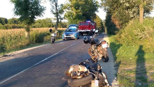 Tragiczny finał zderzenia motocyklisty z traktorem