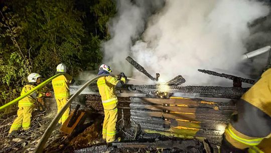 Tragiczny pożar domu pod Mielcem. Nie żyje 67-letni mężczyzna Tragiczny pożar domu pod Mielcem. Nie żyje 67-letni mężczyzna