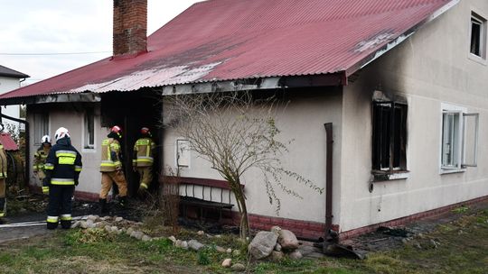 Tragiczny pożar w Giedlarowej. Nie żyje około 50-letni mężczyzna