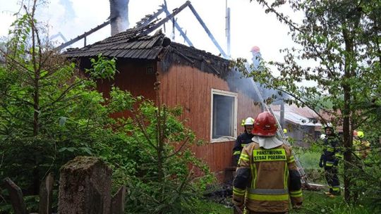 Tragiczny pożar w Rakszawie. Szokujące odkrycie strażaków