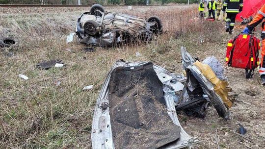 Tragiczny wypadek na Podkarpaciu. Zderzenie szynobusa  z samochodem