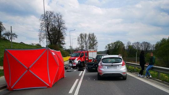 Tragiczny wypadek pod Strzyżowem. Nie żyje motocyklista