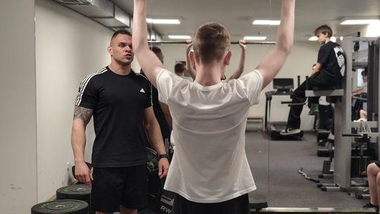 Uczniowie Zespołu Szkół w Tyczynie trenowali pod okiem policjantów