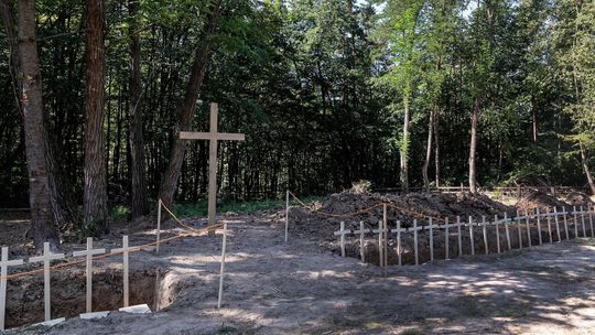 W Puźnikach uroczyście pochowano szczątki polskich ofiar ukraińskich nacjonalistów
